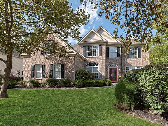 2nd image of 10928 Tallow Wood Ln