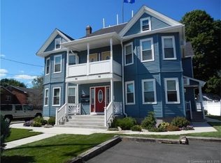 95 Charter Oak St, Manchester, CT 06040