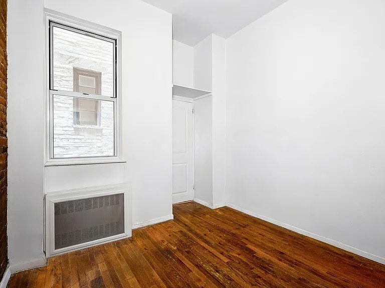 152 E 83rd St #1D — Photo 8