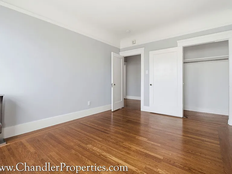 764 N Point St — Photo 8