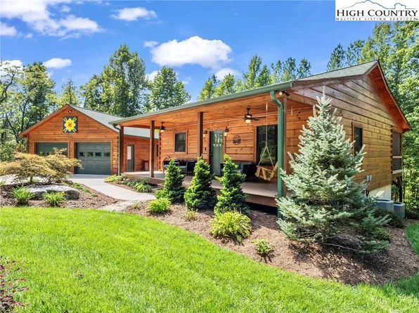 6022 Low Country Road, Lenoir, NC 28645