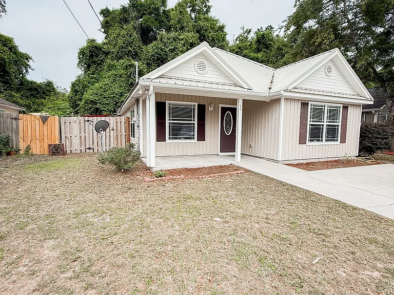 48 Ruby Ln — Photo 3