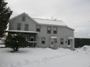 5 Robinson Rd, Nashua, NH 03060