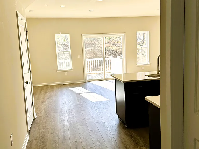 3 Shamrock Cir — Photo 22
