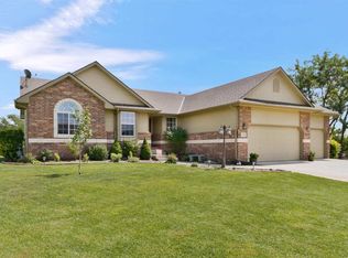 12425 E Zimmerly Ct, Wichita, KS 67207