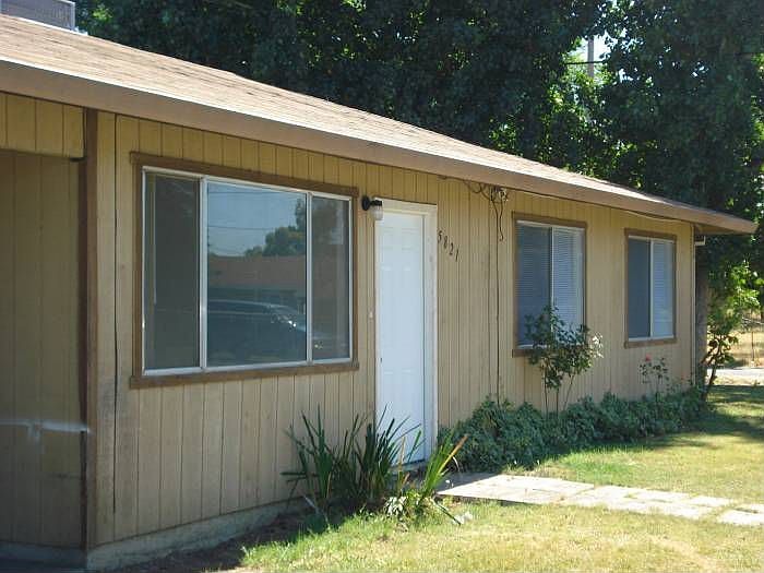 5821 Montclair Ave