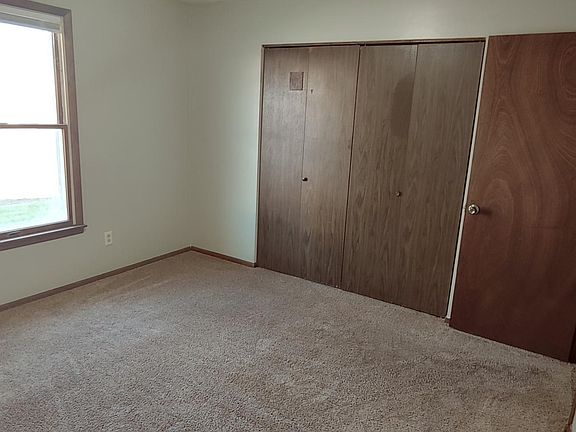 5th image of 3007 Themis St APT B