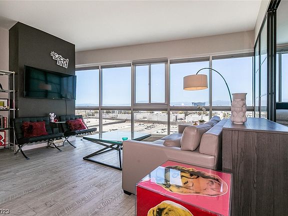 5th image of 4575 Dean Martin Dr #719