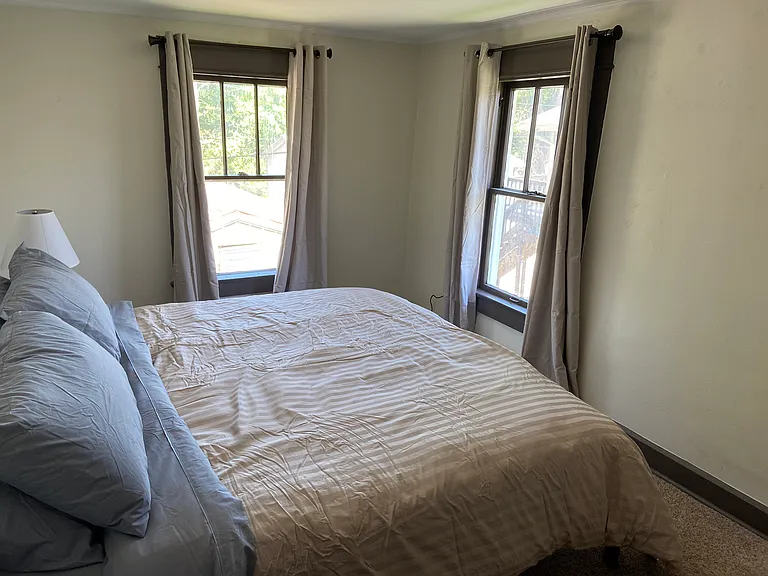 1318 W Kirkwood Ave #B — Photo 5