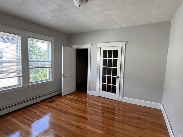 38 Estes St, Lynn, MA