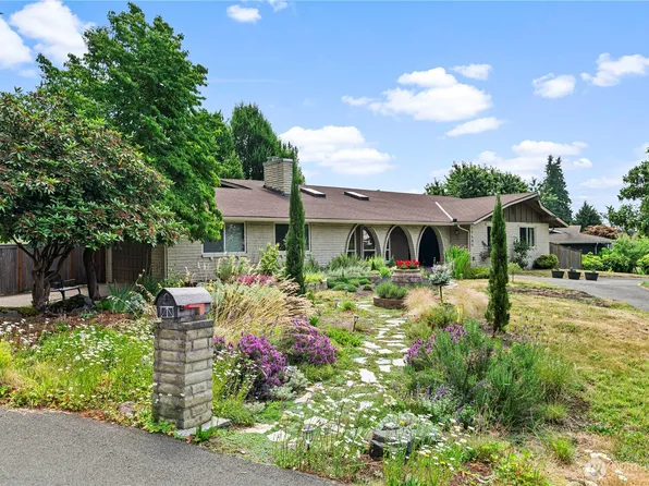 17609 15th Place W, Lynnwood, WA 98037