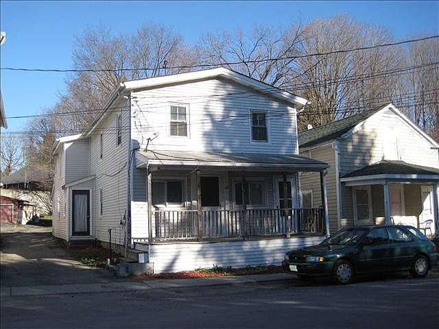 2nd image of 40 S Center St