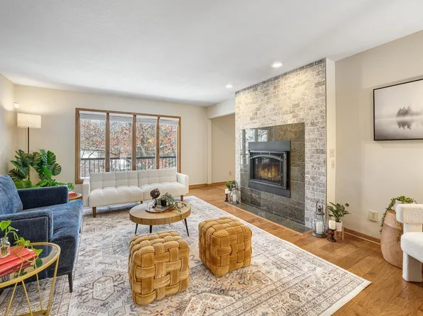 13511 Krestwood Dr, Burnsville, MN 55337