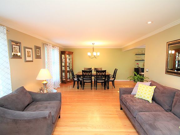 4th image of 617 Bending Bough Dr