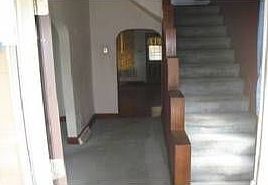 4th image of 808 W Clayton St