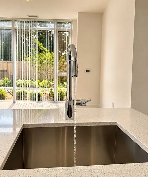 5858 Yonge St #Townhouse 10 — Photo 14