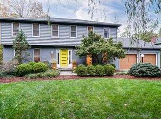 2271 Donnington Ln, Cincinnati, OH 45244