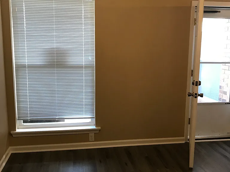 118B G St — Photo 9