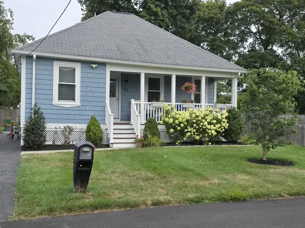 83 Payton Ave, Warwick, RI 02889