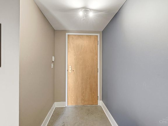 3rd image of 353 W 4th St Unit 401