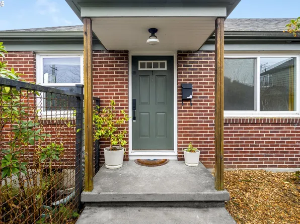 5405 NE 10th Ave APT 1, Portland, OR 97211