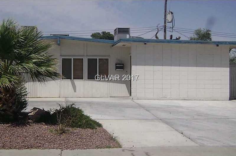 1st image of 1692 Capistrano Ave