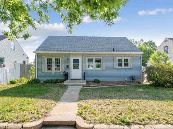 236 Boston Ave, Waterloo, IA 50703