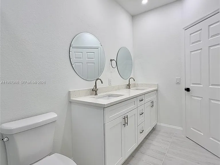 4412 Woodland Cir — Photo 8