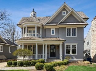 732 S Vine St, Hinsdale, IL 60521
