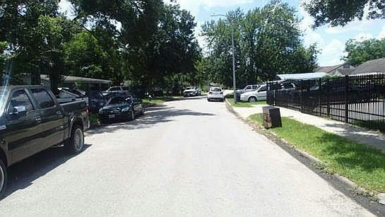 5th image of 7738 Greendowns St