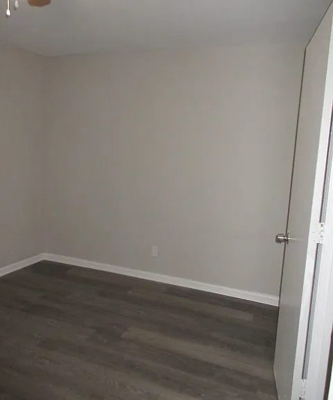784 Terminal Ct #6 — Photo 7