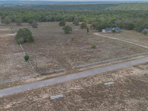 811 Mockingbird Ln LOT 8, La Vernia, TX 78121