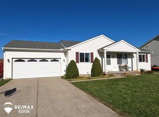 9375 Sandy Hollow Ln, Davison, MI 48423