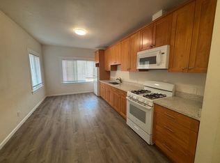 660 Blossom Way, Hayward, CA 94541