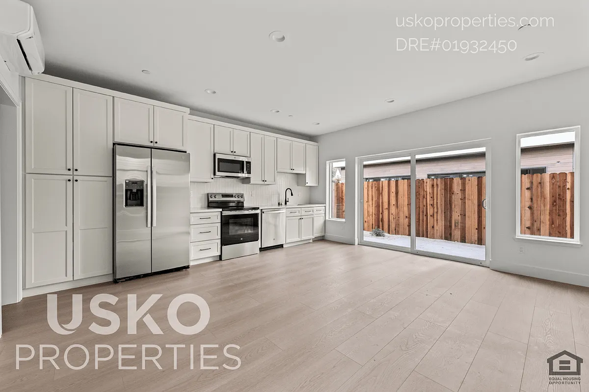 2505 W St #2, Sacramento, CA 95818, USA — Photo 4