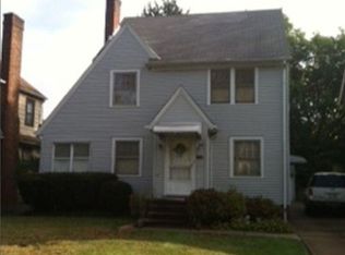 1157 Erieview Rd, Cleveland Heights, OH 44121