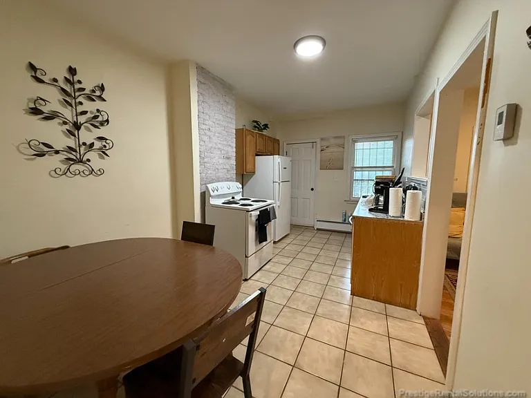 20 Pompeii St #2 — Photo 6