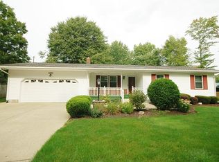 383 Orchard Ln, Cortland, OH