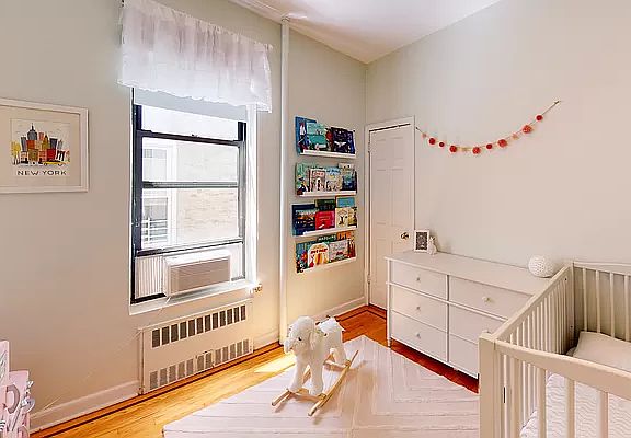 5th image of 233 Park Pl APT 27