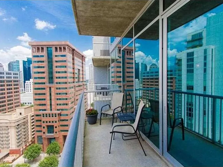 44 Peachtree Pl NW #1926 — Photo 9