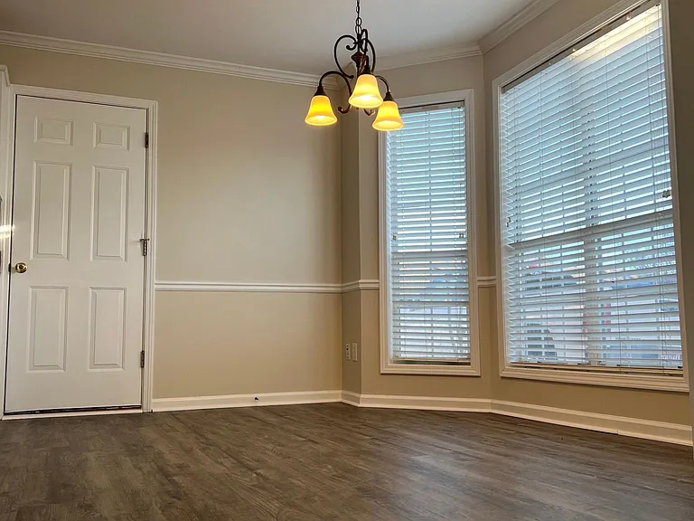 7707 Wyndham Cir — Photo 11
