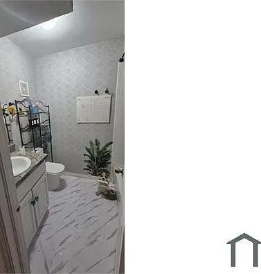 2926 NW 55th Ave — Photo 4