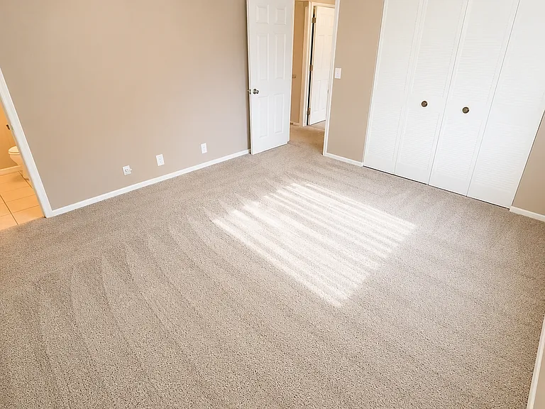 4459 S 27th St #C09 — Photo 12