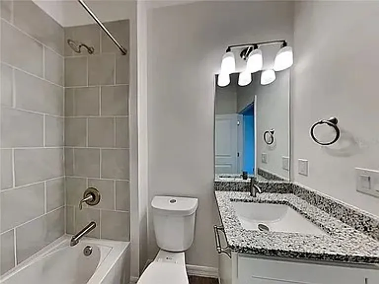 25126 Alcazar Dr — Photo 4