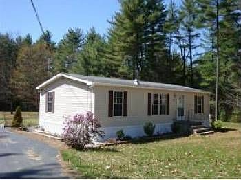 5th image of 26 Carpenter Dr