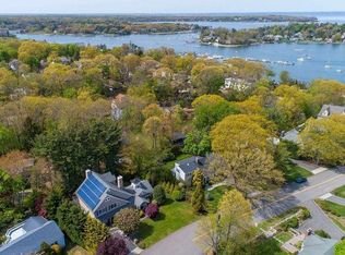 43 Wendover Dr, Huntington, NY