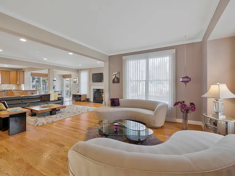 5922 Chesterbrook Rd — Photo 16