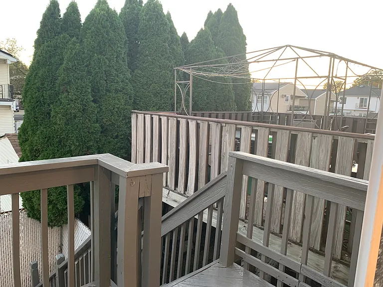 22 Francine Ln — Photo 16