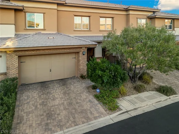 5677 Garriga Dr, Las Vegas, NV 89135