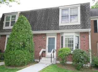 12 Newberry Ln, Glastonbury, CT 06033